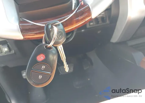 2016 Toyota Tundra 1794 5.7L V8 z USA, uszkodzony, nr VIN 5TFGW5F13GX195121